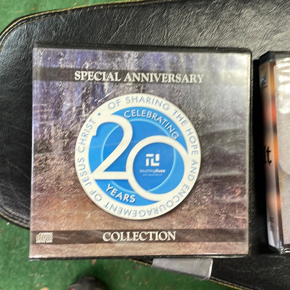 A 10 series and 3 cds of James Merritt teaching